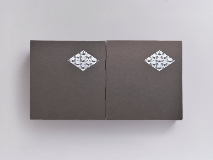 GRAPHIC LINE #01　m-BT×m-BT　GIFT SET