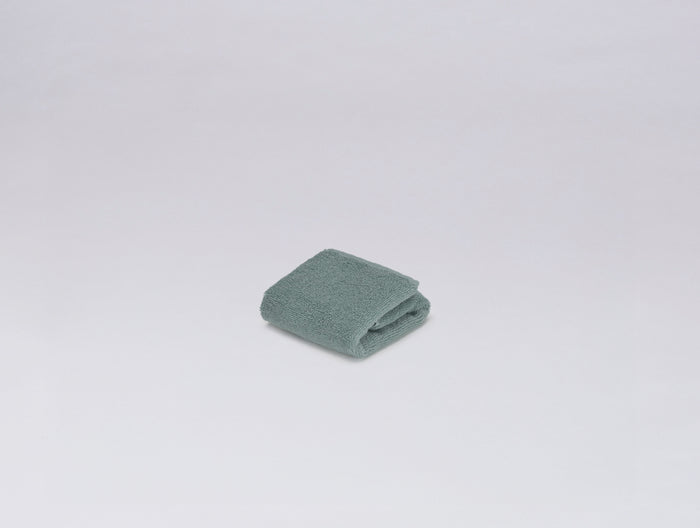 FLAG TOWEL 26AW SEASON COLOR　ハンドタオル